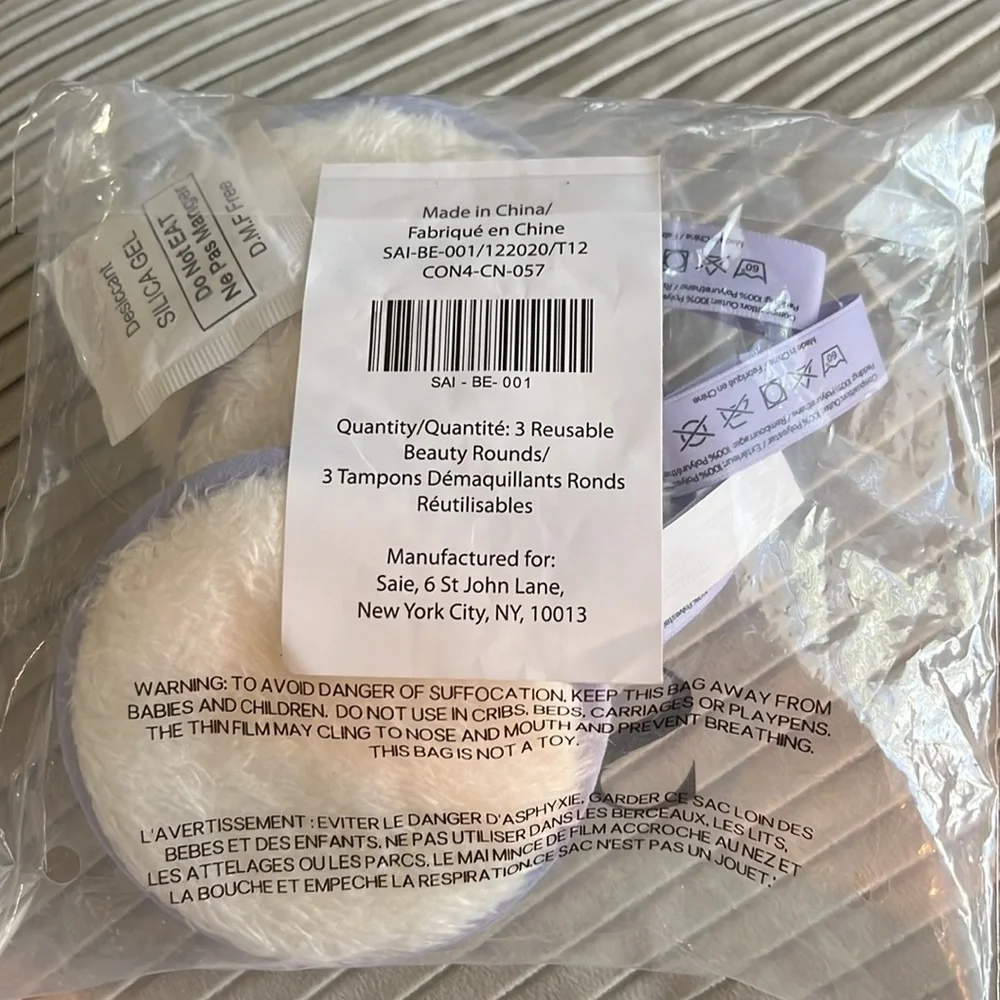 NWT Saie Set of 3 Reusable Beauty Rounds